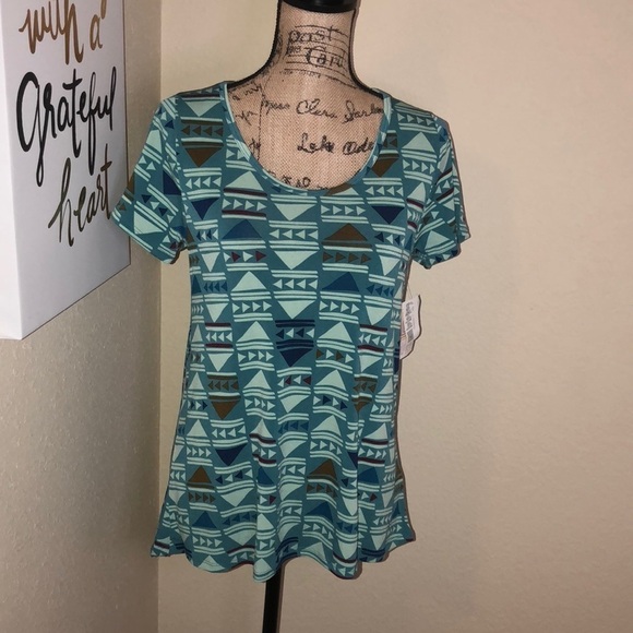 NWT LuLaRoe Discontinued Classic T - Picture 1 of 7
